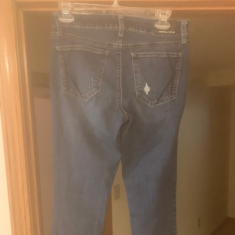 Kendall and Kylie jeans size 5/27